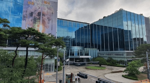 한화에어로, '역대 최대' 3.6조 유증…“지금 기회 놓치면 뒤처질 것”