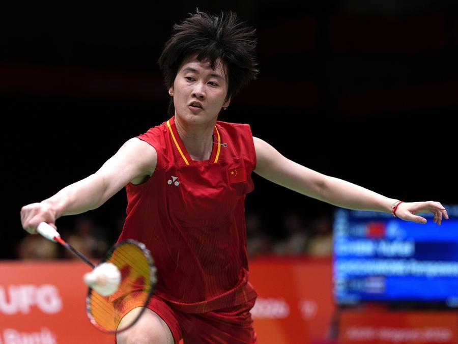 22일 배드민턴 여자 단체 8강전에서 중국이 태국을 3-0으로 꺾고 준결승에 진출했다. 이날 단식 경기에 나선 중국의 천위페이(陳雨菲) 선수가 셔틀콕을 받아넘기고 있다. (사진/신화통신)